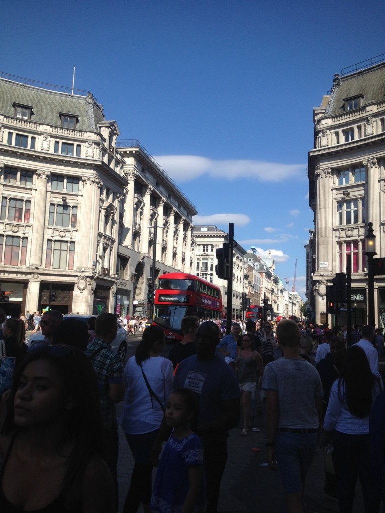 Shoppailua Lontoon Oxford Streetillä (nähtävyyksiä sitten joskus toisen kerran)